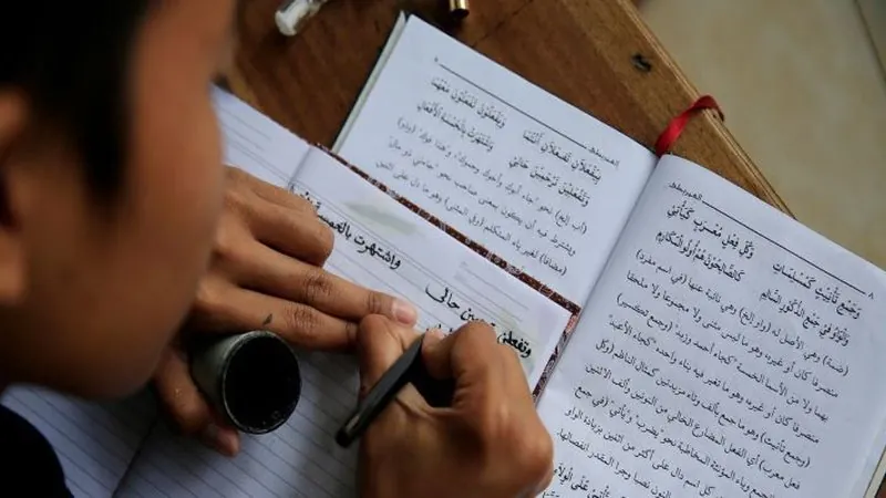 Pourquoi l'arabe s'écrit de droite à gauche ?
